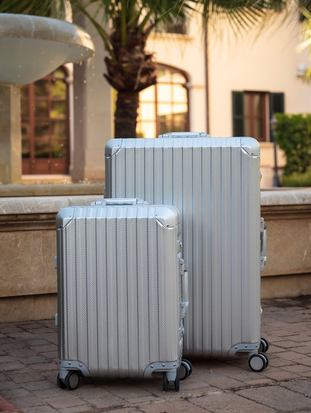 Rova Aluminum Suitcase Silver